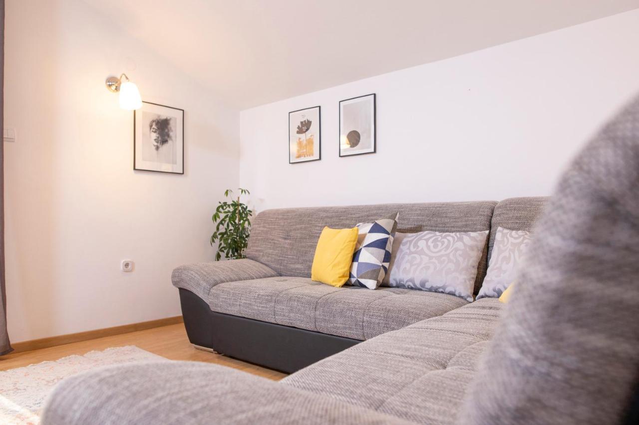 Apartman Ivo Каштела Экстерьер фото