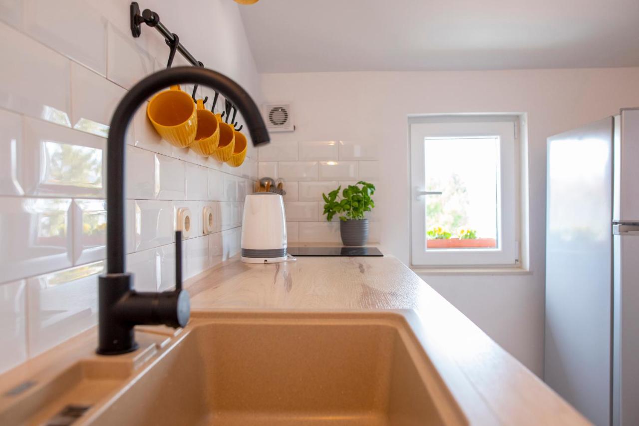 Apartman Ivo Каштела Экстерьер фото